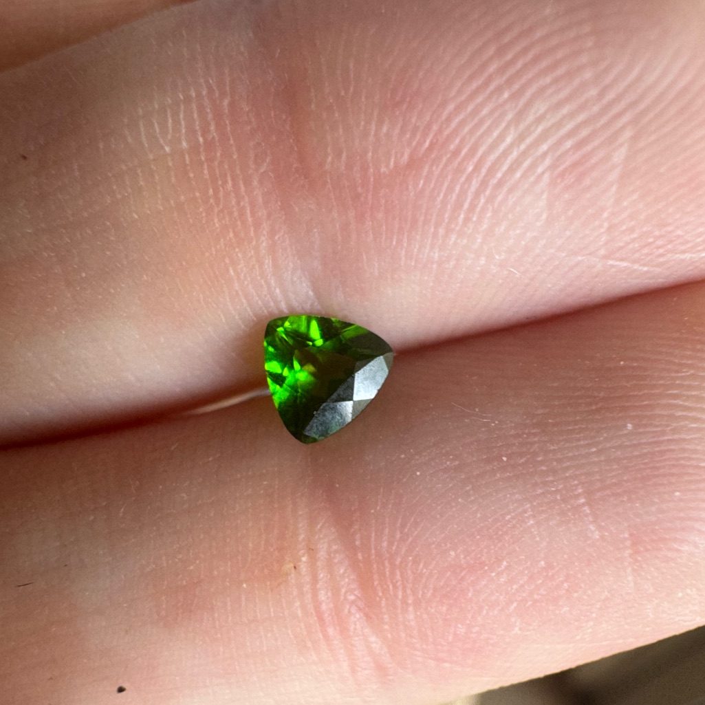 Custom Cut Genuine 1/2ctw Chrome Diopside Loose Gem In Gem Jar
